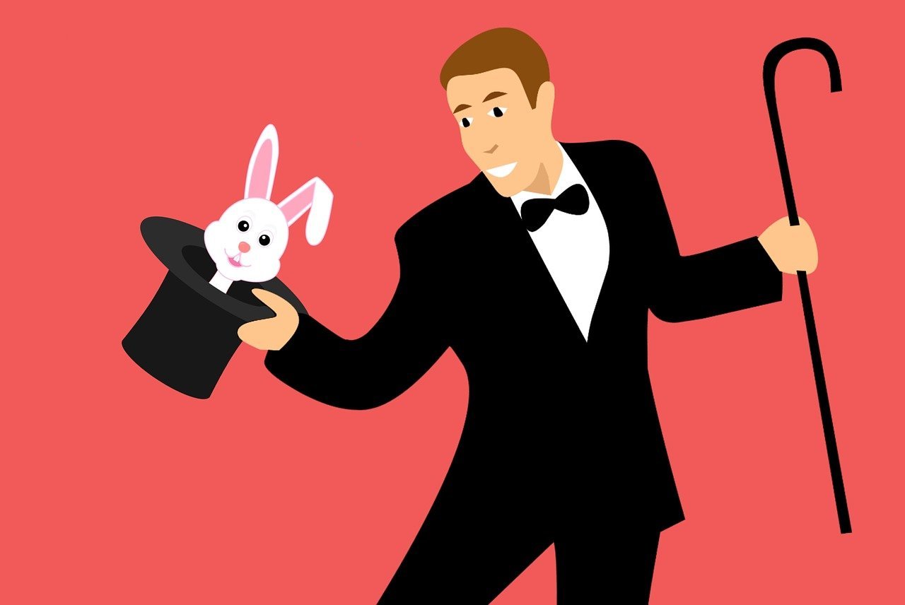 magician-3659511_1280.jpg