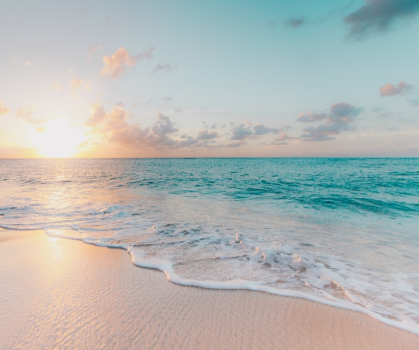 photo-1507525428034-b723cf961d3e -바다.jpg