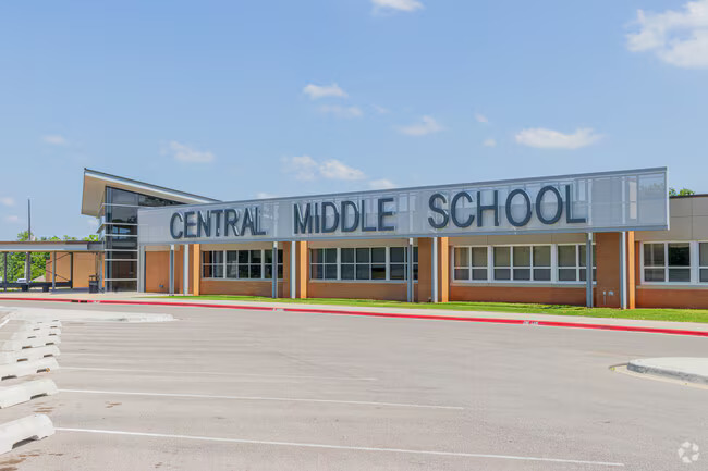 central-middle-school-edmond-ok-primaryphoto.jpg