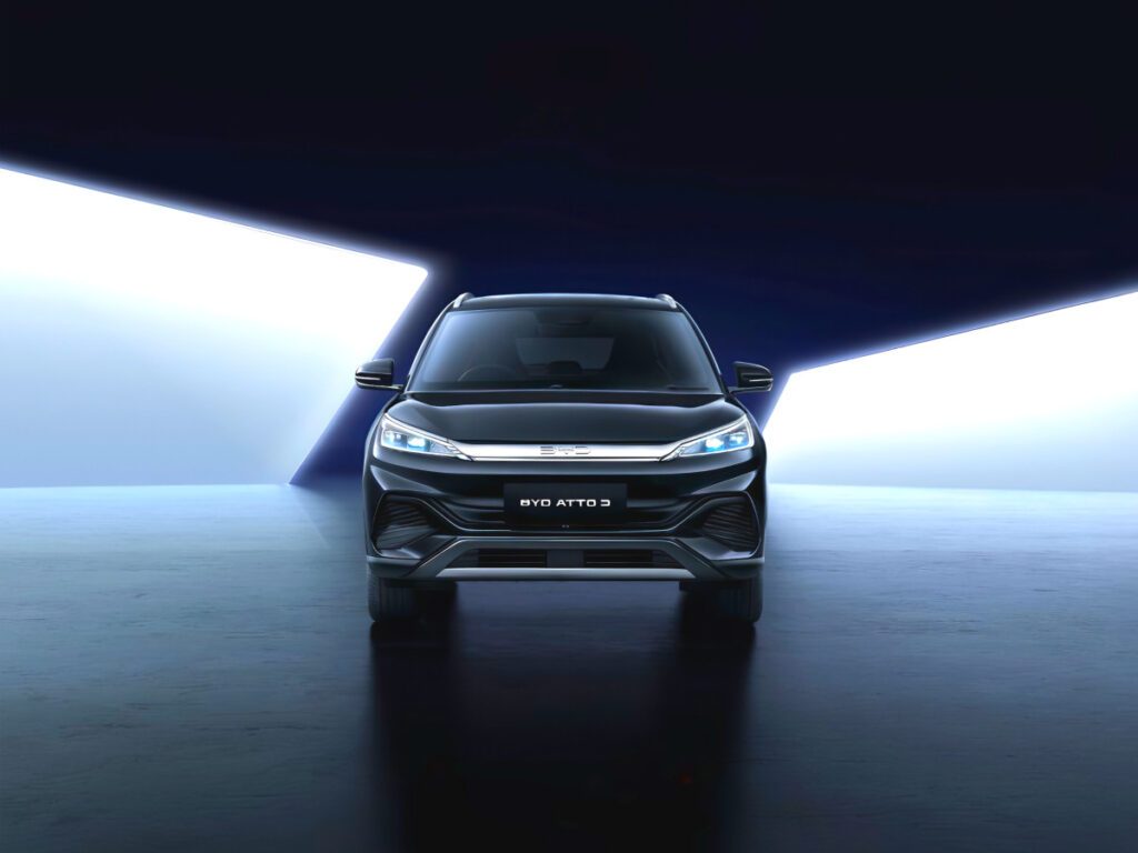 BYD-Atto3-customer-deliveries-begin-4-1024x768.jpg