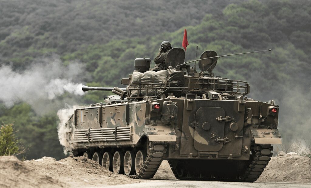 Koreas-Next-Armored-Car-Revealed-at-ADEX005-1024x621.jpg