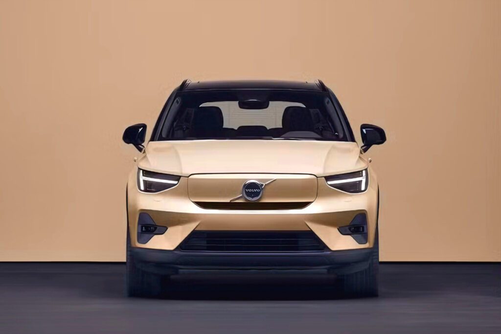 Volvo-EX40-Domestic-Certification-3-1024x683.jpg