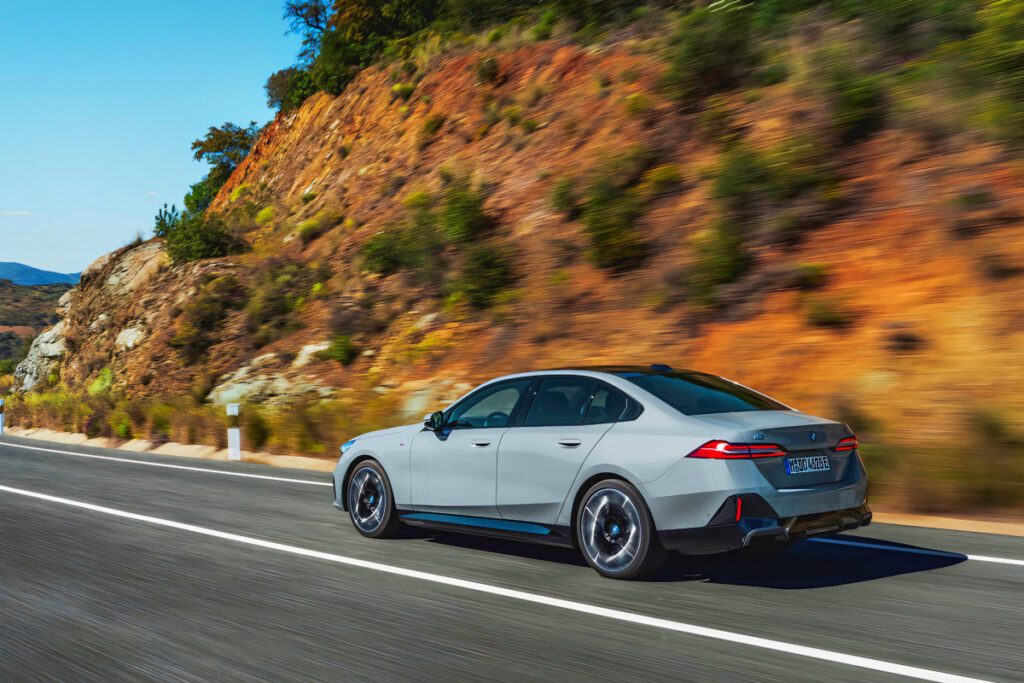 BMW-launches-new-i5-xDrive40-7-1024x683.jpg