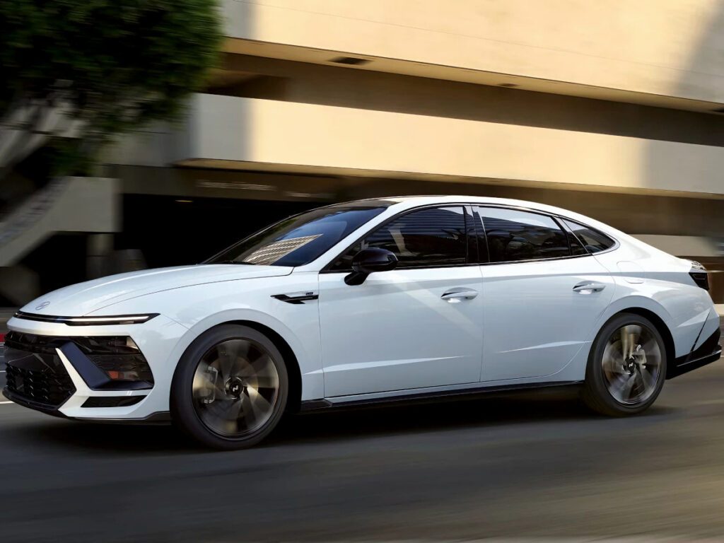 Hyundai-Sonata-2025-April-Discounts-4-1024x768.jpg