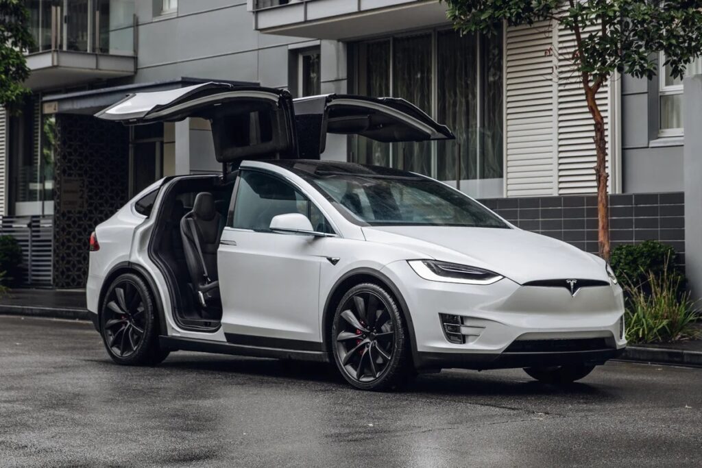 2023-Tesla-Model-X-1024x683.jpg