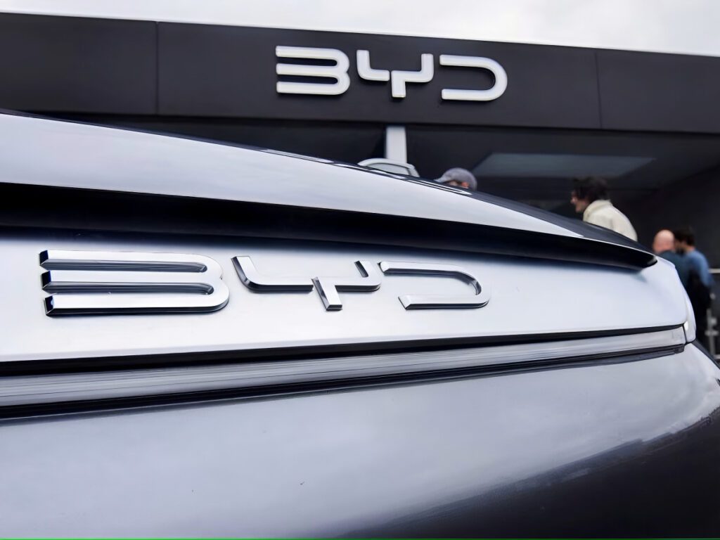 BYD-surpasses-Tesla-sales-5-1024x768.jpg