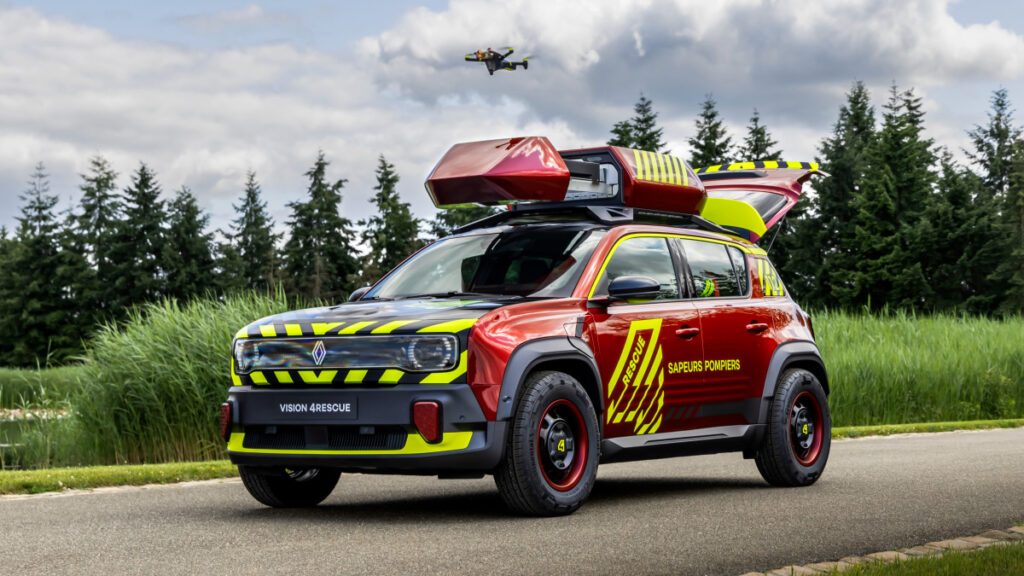 Renault-Vision-4Rescue-unveiled-2-1024x576.jpg