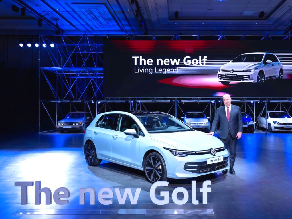 Volkswagen-launches-new-Golf-2-1024x768.jpg