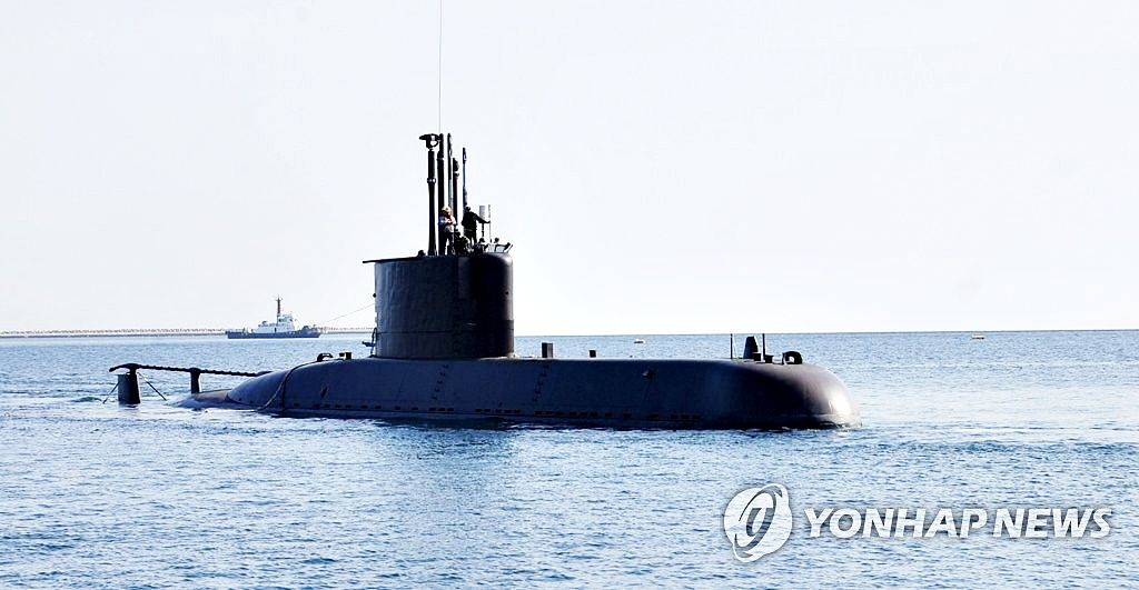 Introduction-to-the-Performance-and-History-of-Jang-Bo-go-Submarine001.jpg