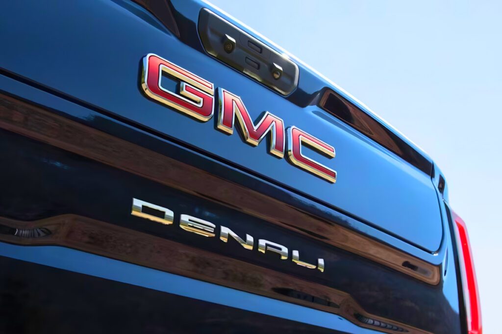 Launch-of-the-2025-GMC-Sierra-Denali-4-1024x683.jpg