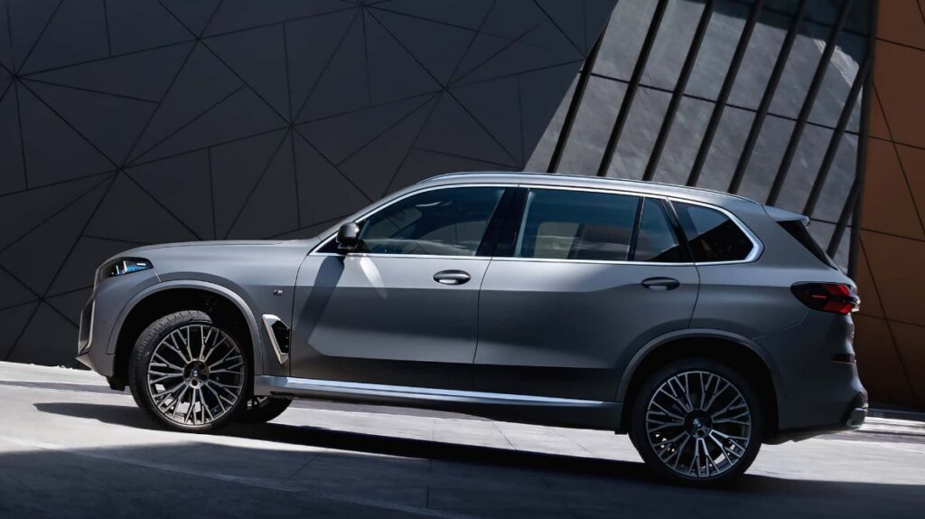 BMW-X5-Li-%EC%A4%91%EA%B5%AD-2-1024x574.jpg