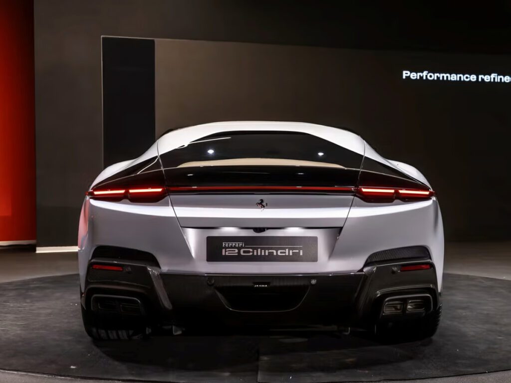 Ferrari-12Cilindri-Design-Award-5-1024x768.jpg