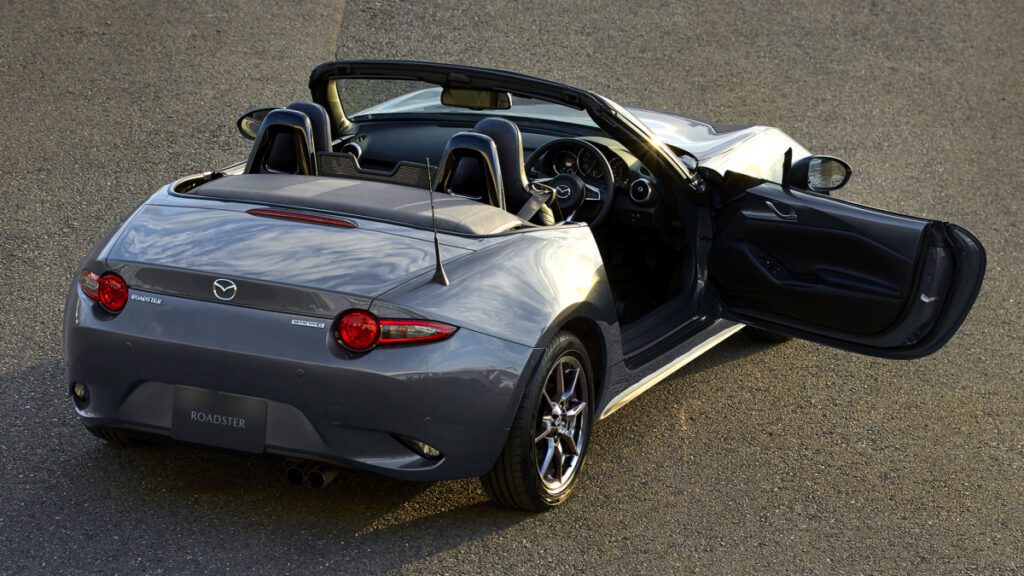 Mazda-MX-5-Launch-Korea1-1024x576.jpg