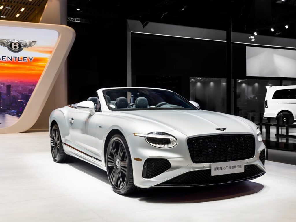 Bentley-Shanghai-Luxury-Lineup-4-1024x768.jpg