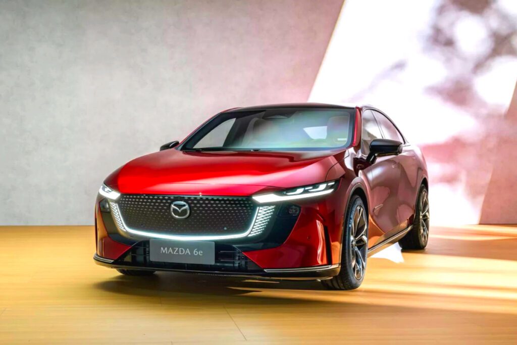 New-electric-sedan-Mazda-6e-unveiled-2-1024x683.jpg
