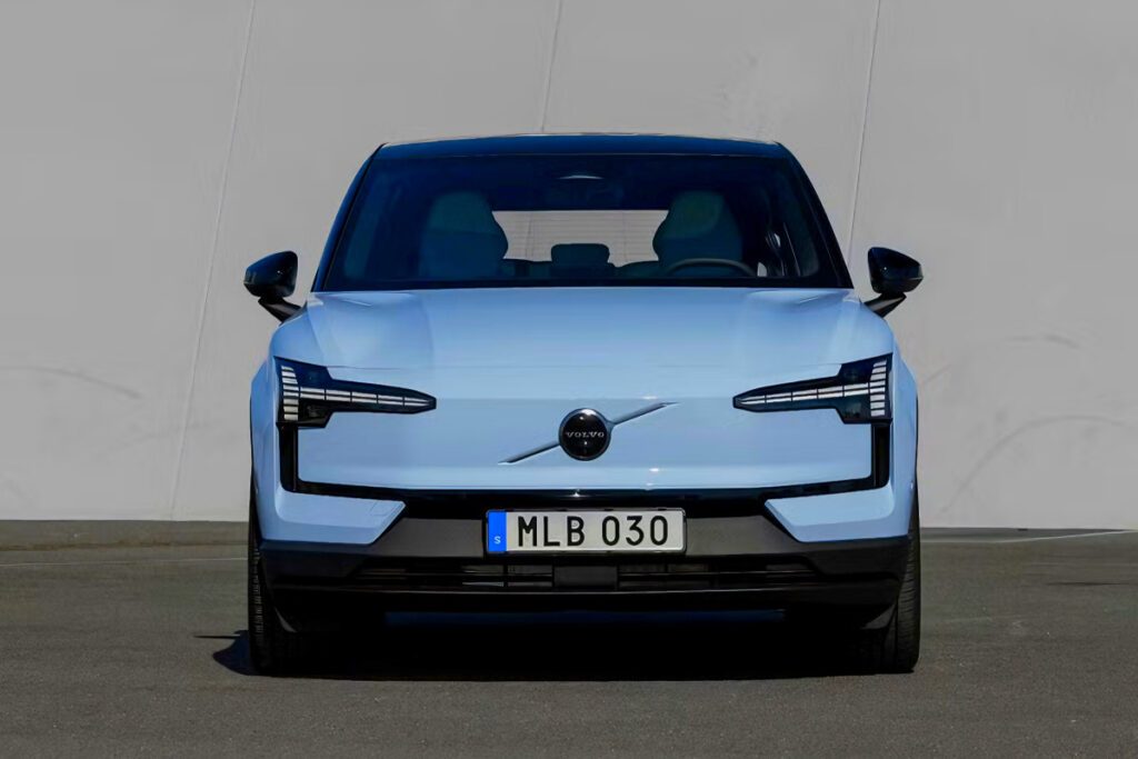 Volvo-EX30-Grant-Finalized-3-1024x683.jpg