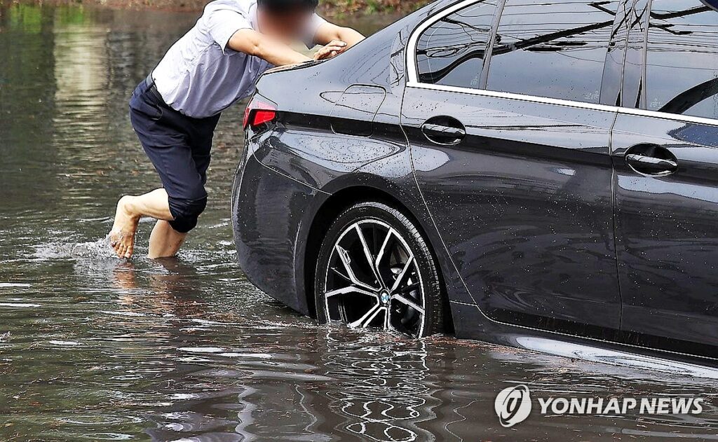 Support-for-repair-costs-for-vehicles-affected-by-flooding002-1024x631.jpg