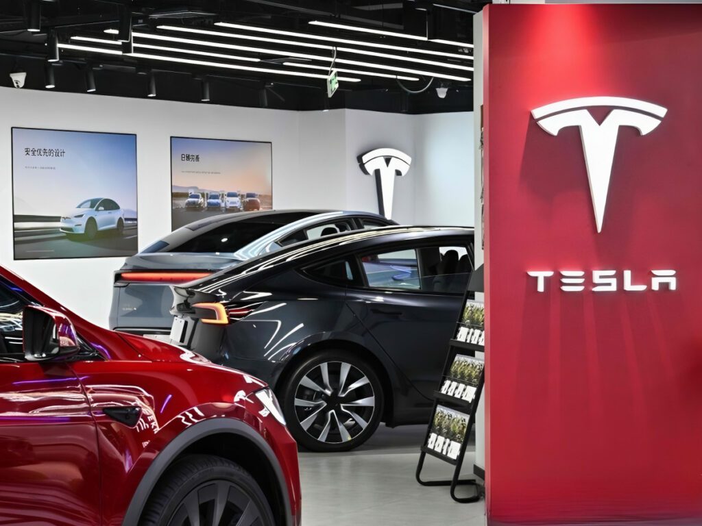 Tesla-China-sales-plummet-2-1024x768.jpg