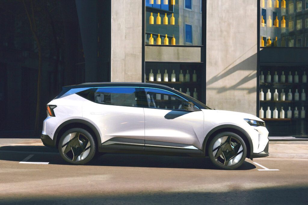Renault-2025-European-Car-of-the-Year-7-1024x683.jpg