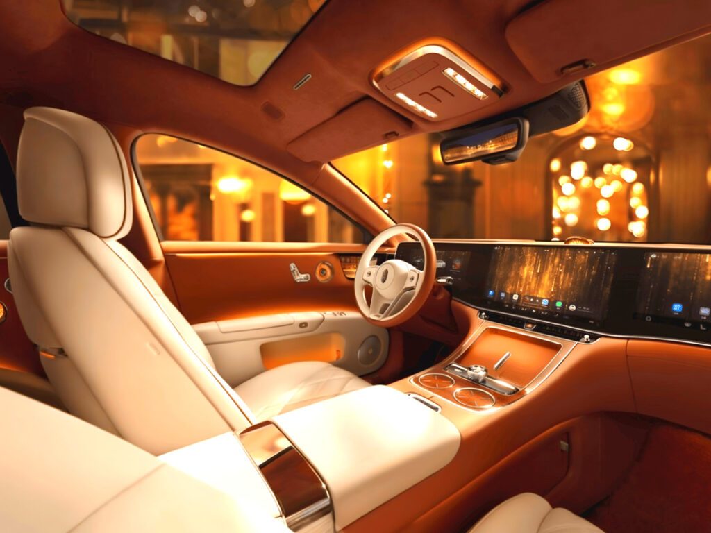 Maestro-S800-Interior-Reveal-1024x768.jpg