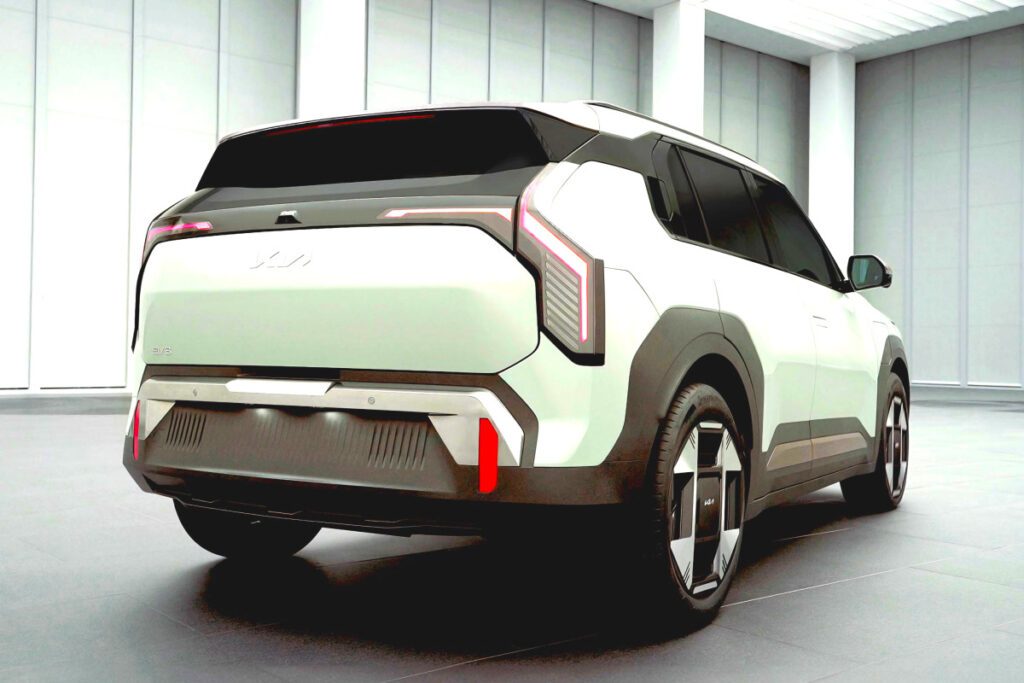 Kia-EV3-study-car-unveiled-5-1024x683.jpg