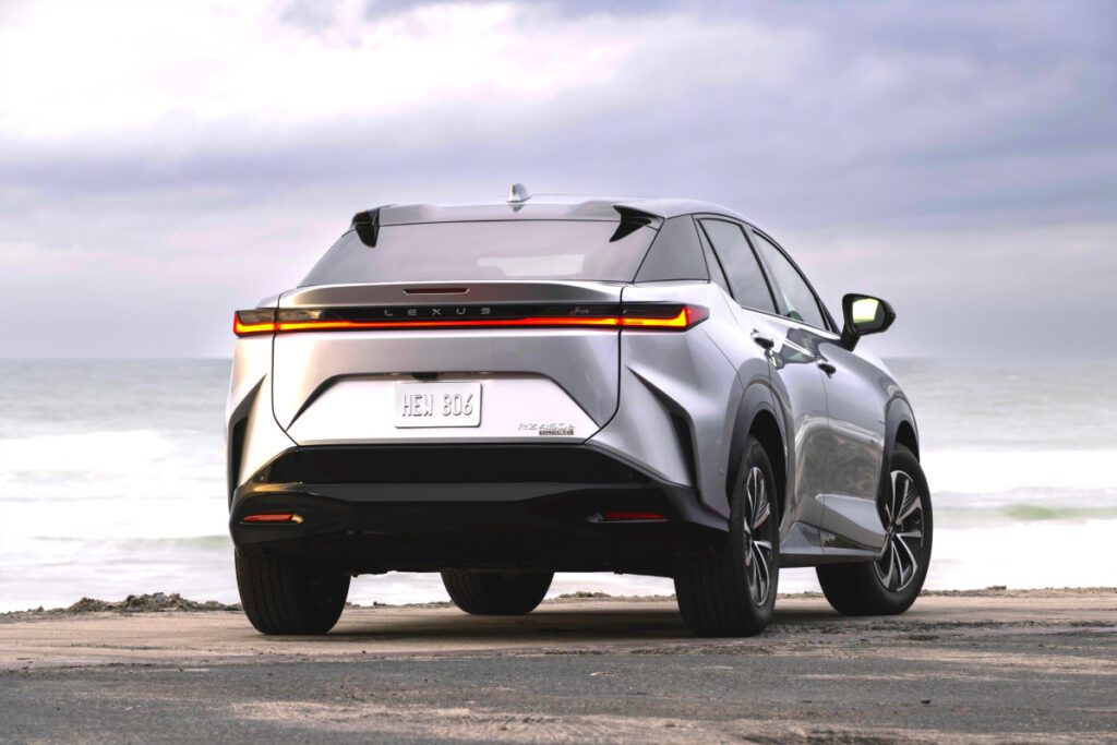 Lexus-2025-RZ-Price-Reduction-4-1024x683.jpg
