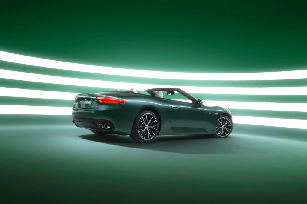 Maserati-unveils-new-GranCabrio-1024x683.jpg