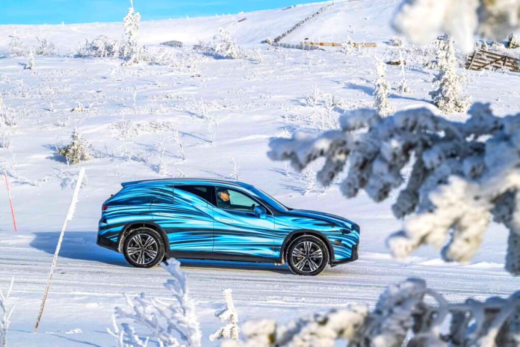 Benz-GLC-EV-Teaser-Released-3-1024x683.jpg