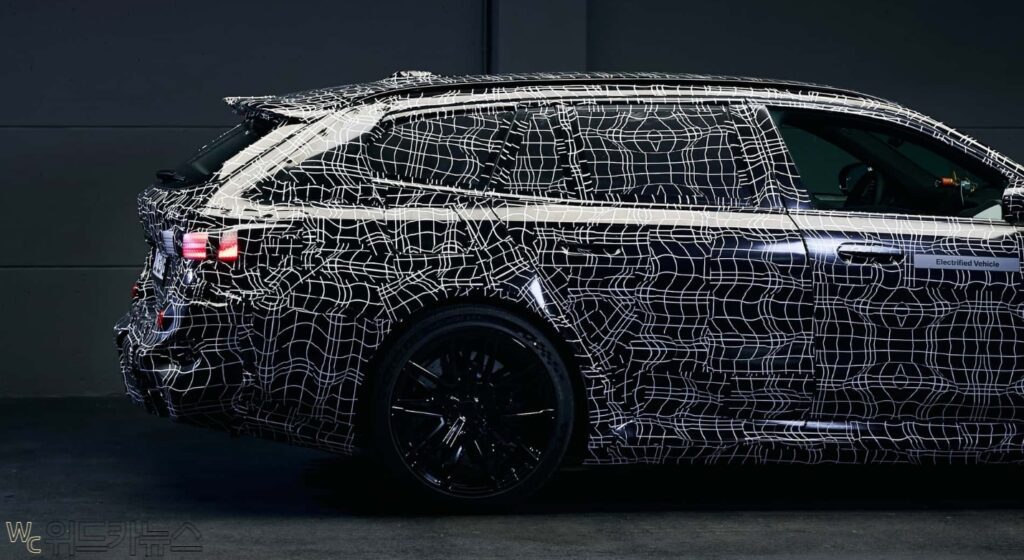 BMW-i5-%ED%88%AC%EC%96%B4%EB%A7%81-6-1024x560.jpg