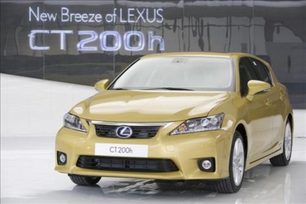lexus-ct200h-used-car-3-1024x682.jpg