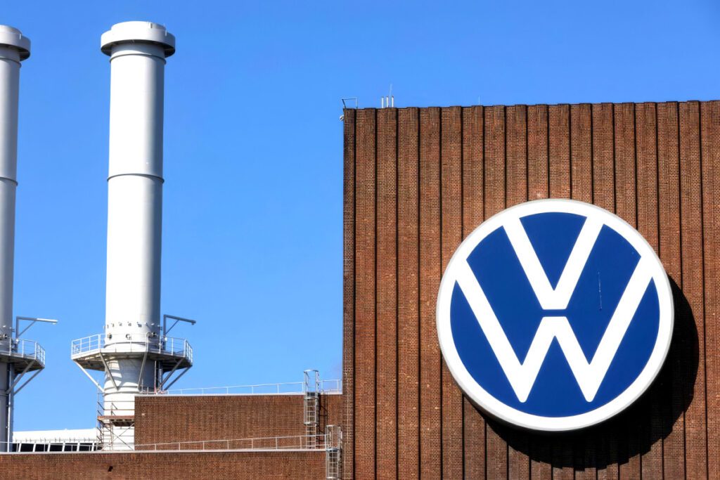 Volkswagen-demands-subsidies-for-electric-vehicles-1024x683.jpg