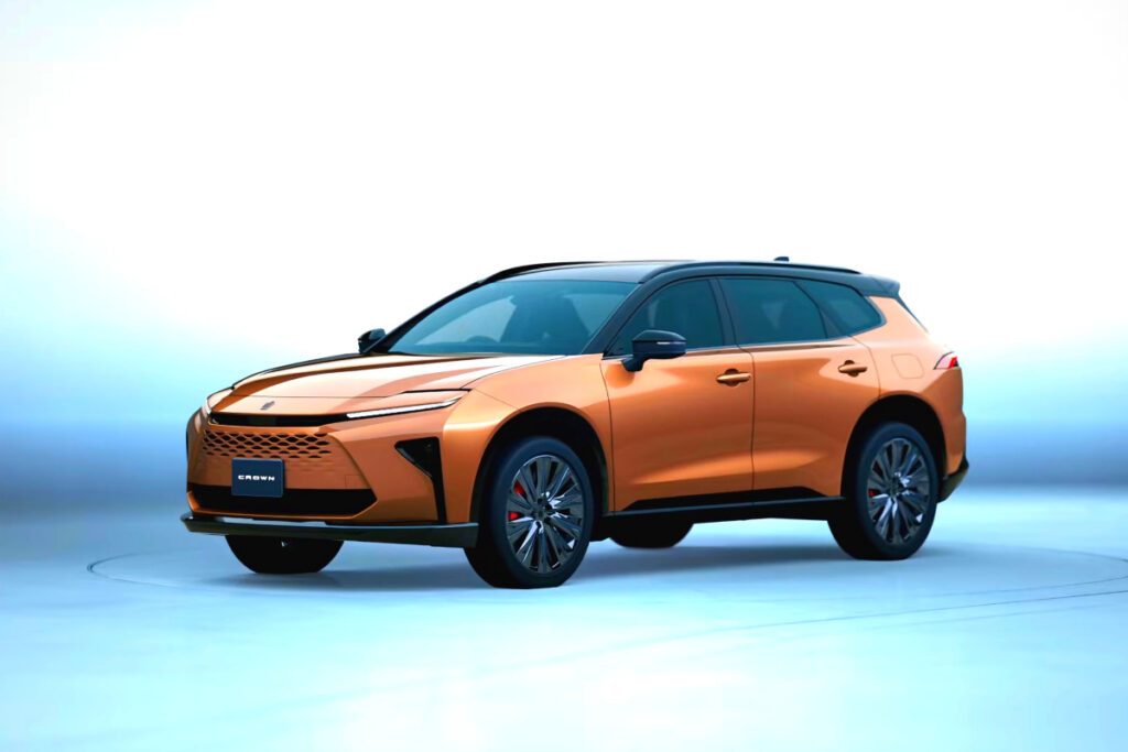 Toyota-Crown-Estate-2-1024x683.jpg