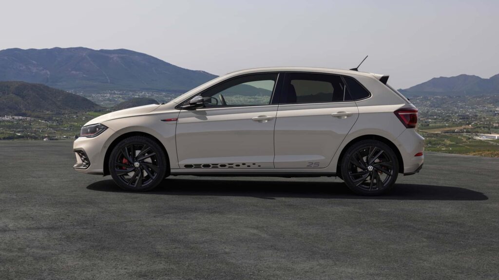 volkswagen-polo-gti-edition-25-8-1024x576.jpg