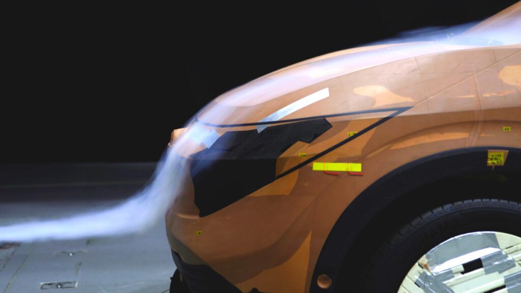 nissan-leaf-teaser-revealed-3-1024x576.jpg