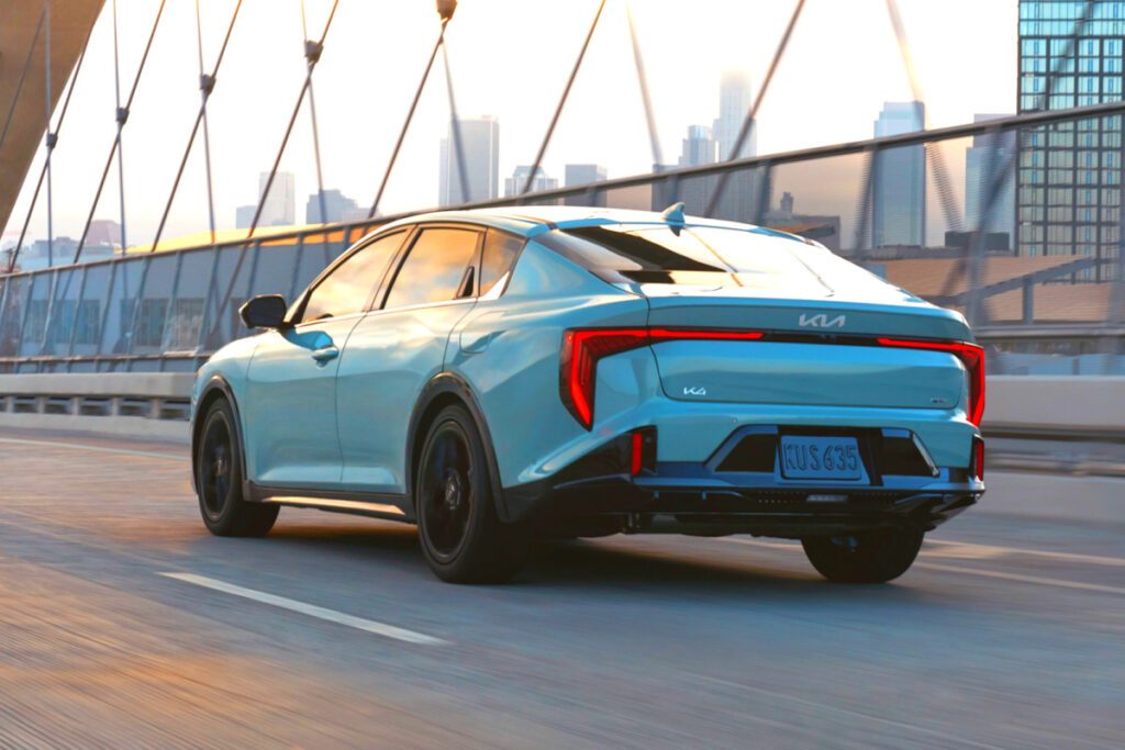 Kia-New-K4-Pricing-1024x683.jpg