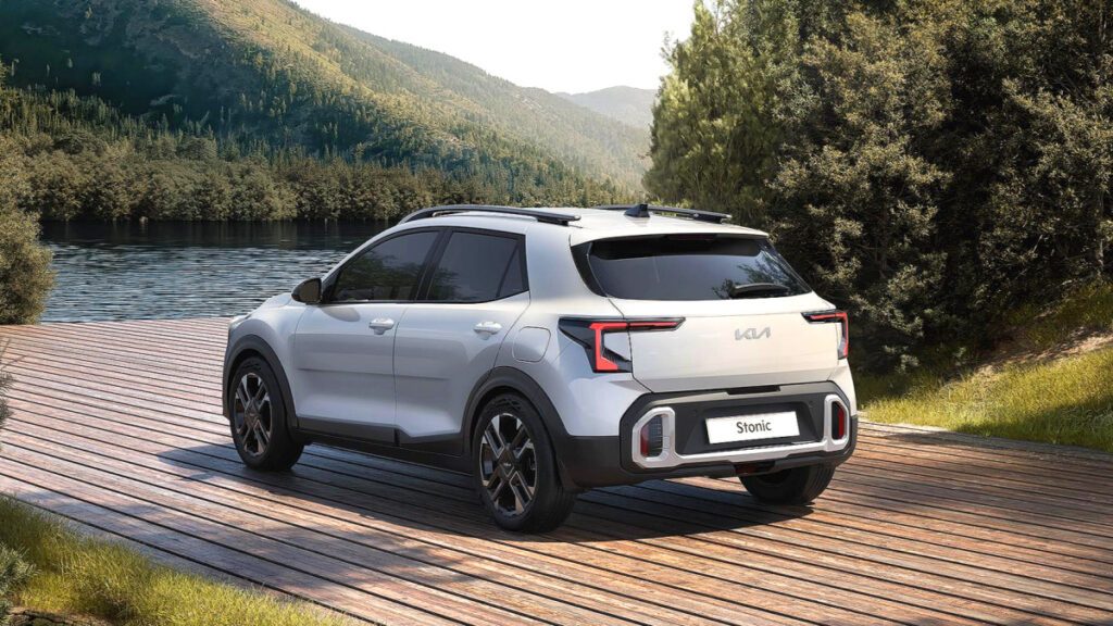 Kia-Unveils-New-Stonic-Compact-SUV-5-1024x576.jpg