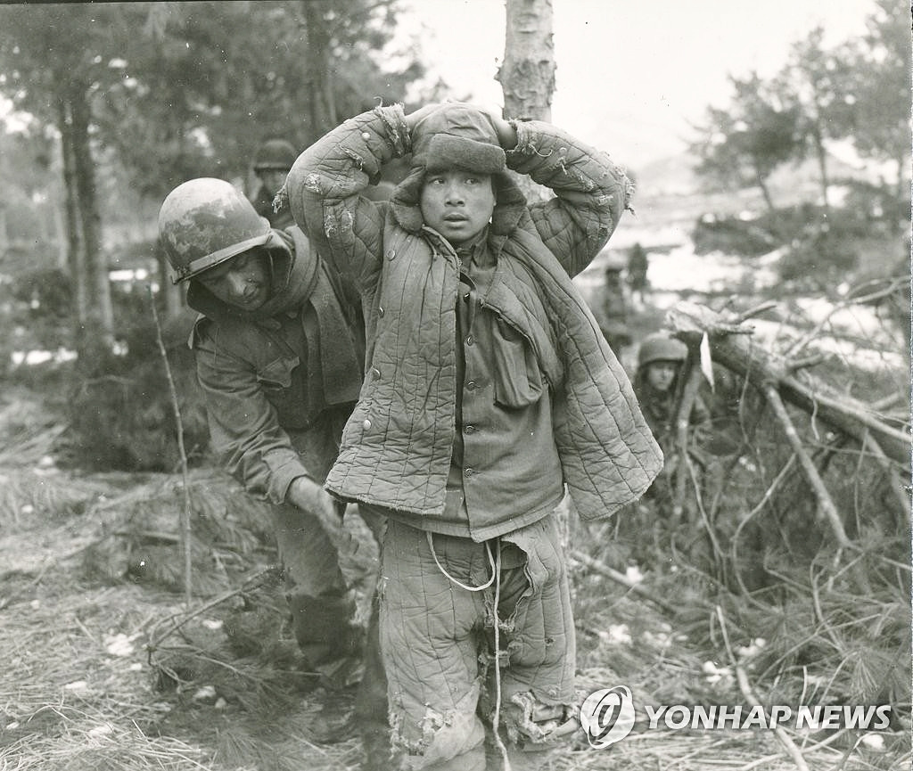 China-Claims-to-Win-Korean-War004.jpg