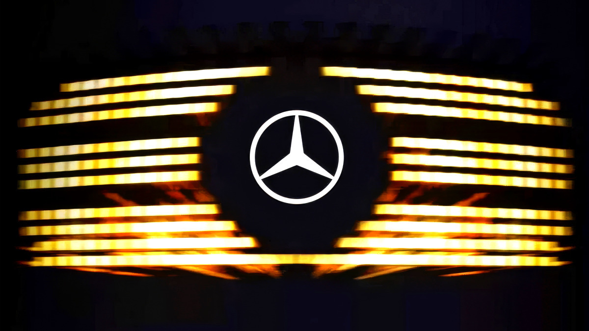 mercedes-electric-glc-grille.jpg
