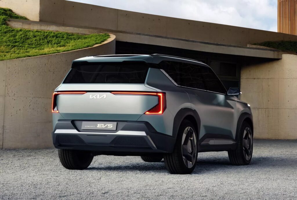 2024-Kia-EV5-%EC%BD%98%EC%85%89%ED%8A%B8-10-1024x691.jpg