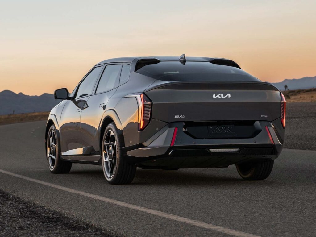 Kia-EV4-US-market-unveiling-5-1024x768.jpg