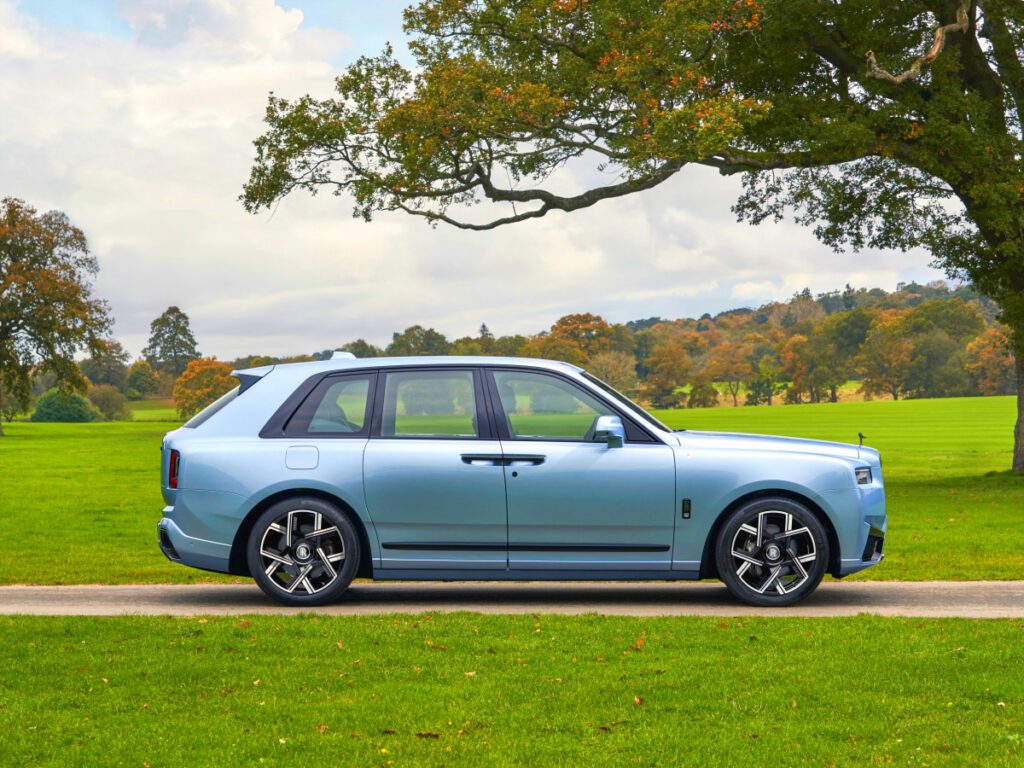 Rolls-Royce-Cullinan-Daisy-Unveiled-2-1024x768.jpg