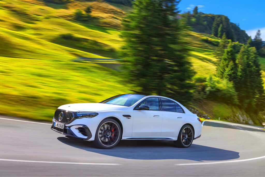 AMG-E53-Hybrid-4MATIC-Launched-7-1024x683.jpg