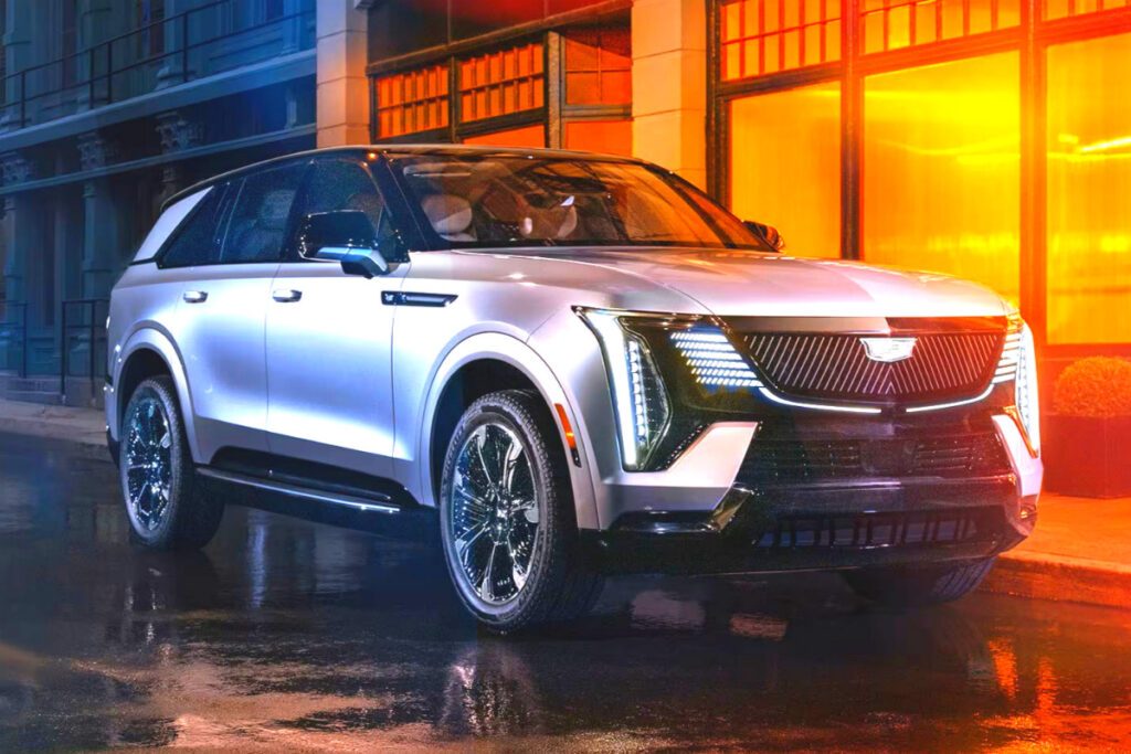 Cadillac-Escalade-IQ-Announced-5-1024x683.jpg