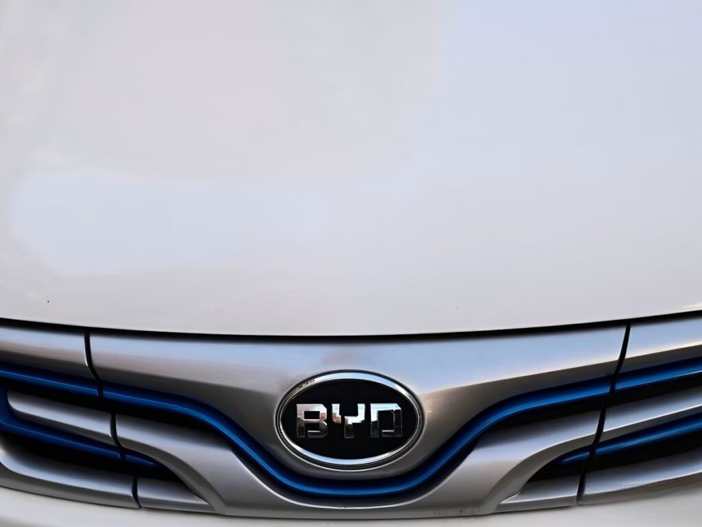 BYD-surpasses-Tesla-sales-6-1024x768.jpg