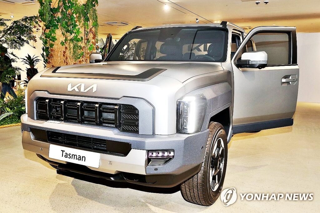 Hyundai-Pickup-Truck-Development001-1024x682.jpg