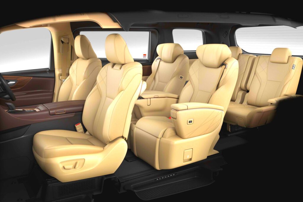 Toyota-2025-Alphard-PHEV-unveiled-3-1024x683.jpg