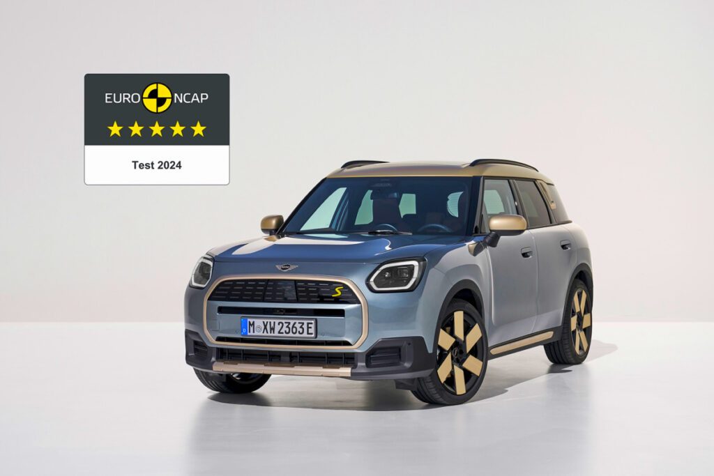 New-MINI-Countryman-Euro-NCAP-5-stars-2-1024x683.jpg