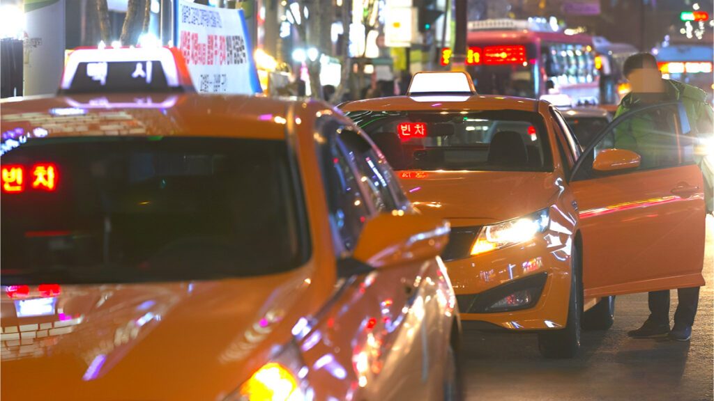 Self-driving-taxis-in-Seoul-1-1024x576.jpg