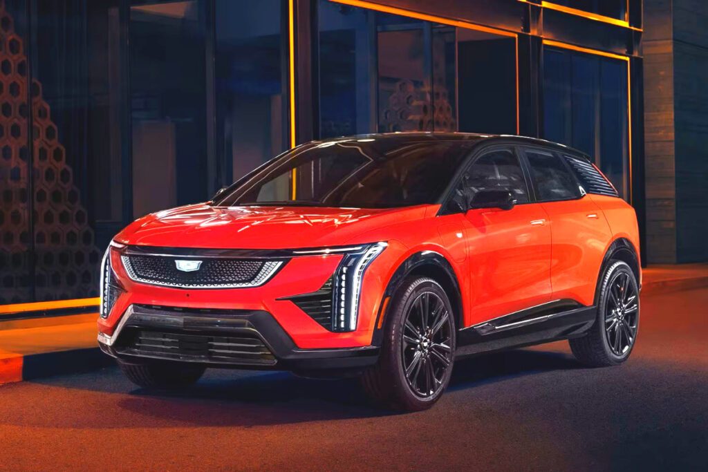 Cadillac-entry-electric-SUV-optics-3-1024x683.jpg