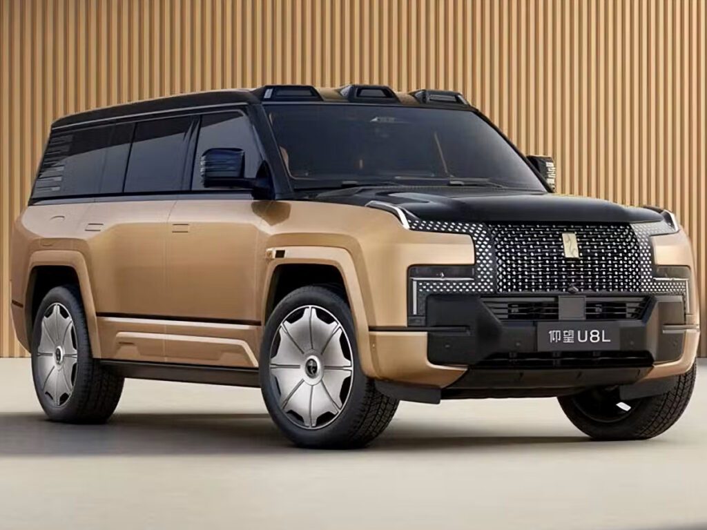YangWang-PHEV-SUV-U8L-unveiled-5-1024x768.jpg